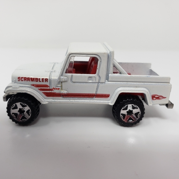 Matchbox Chrysler Jeep 2008 Scrambler CG8 Diecast - Picture 4 of 16